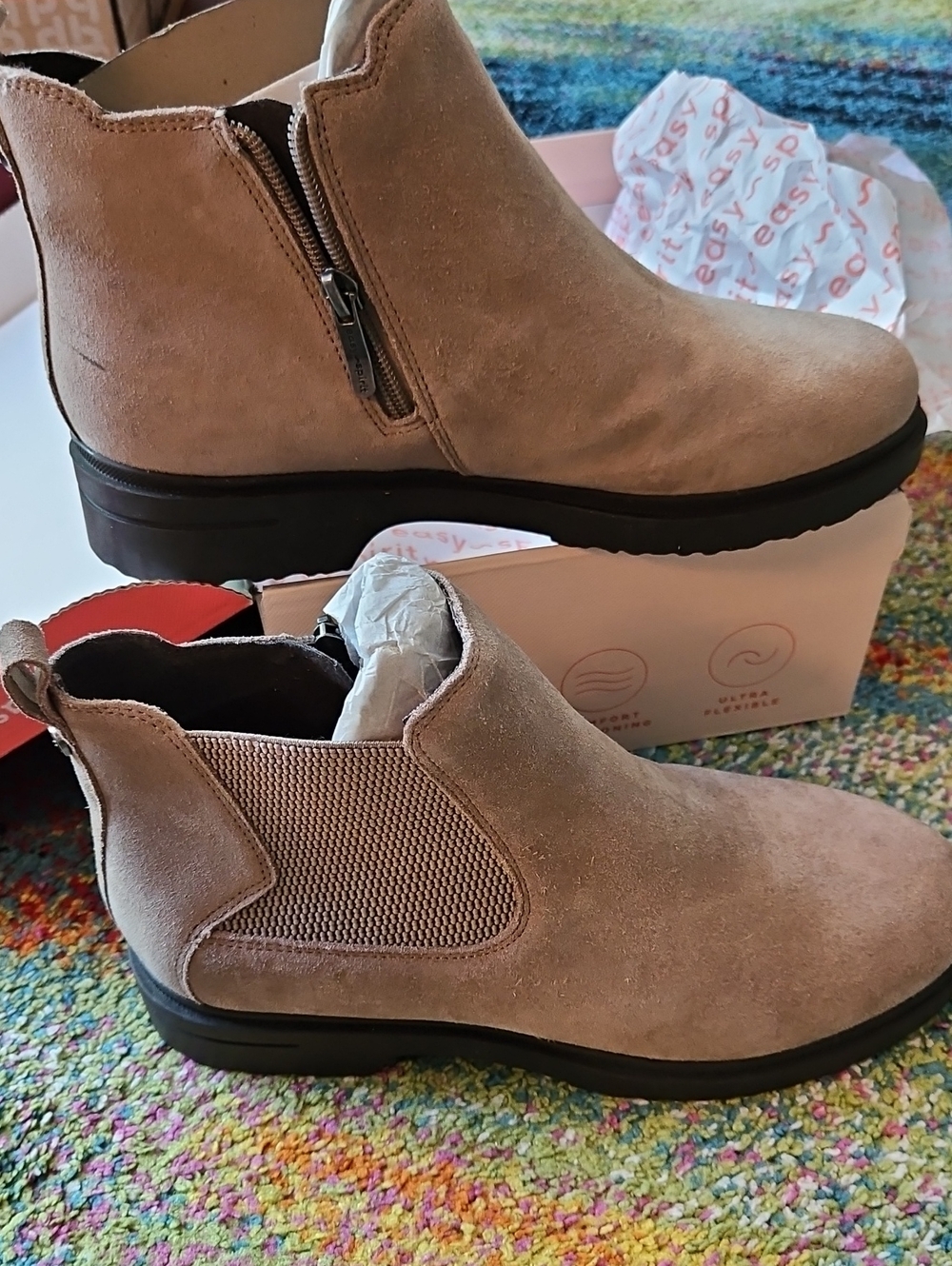 Easy Spirit Suede Ankle Booties in Taupe 10W New In Box